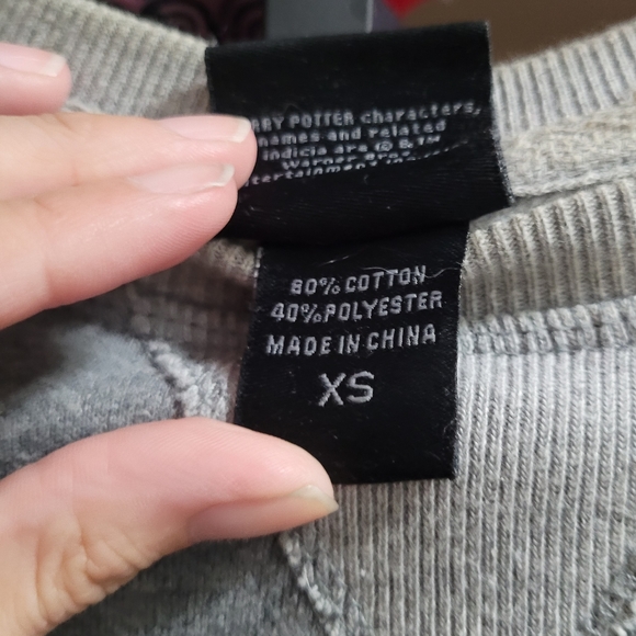 Hufflepuff xs Sweatshirt - Picture 5 of 5